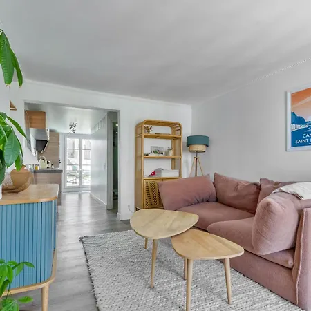 Appartement Faubourg St Martin - Canal Saint Martin Chaleureux
